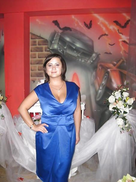 21P Busty Russian Woman 1302