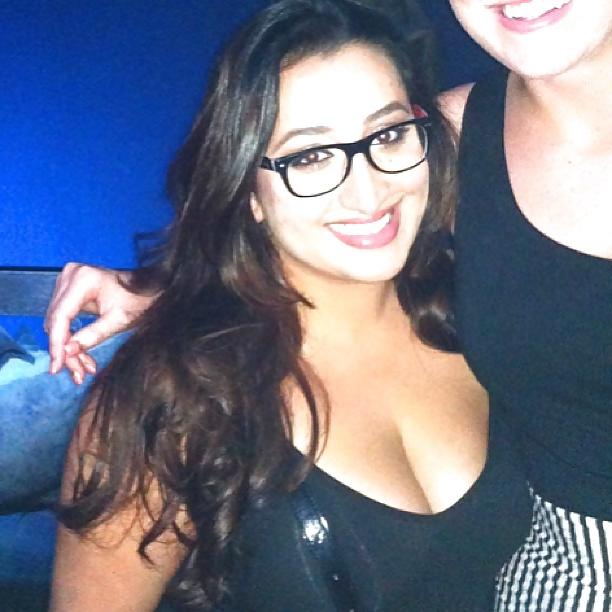 15P Desi nri hot women