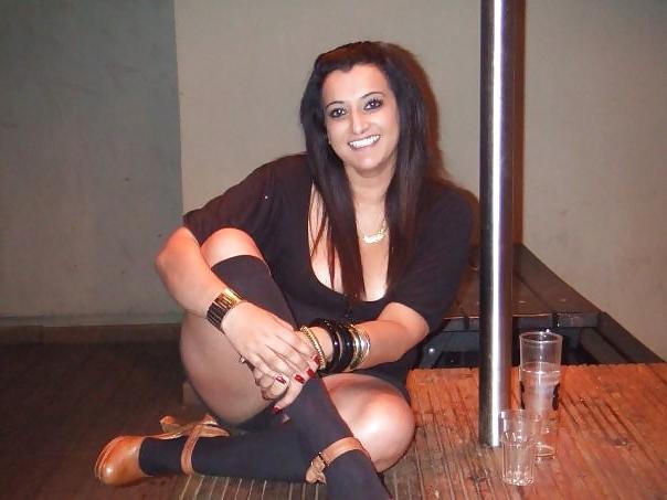 15P Desi nri hot women