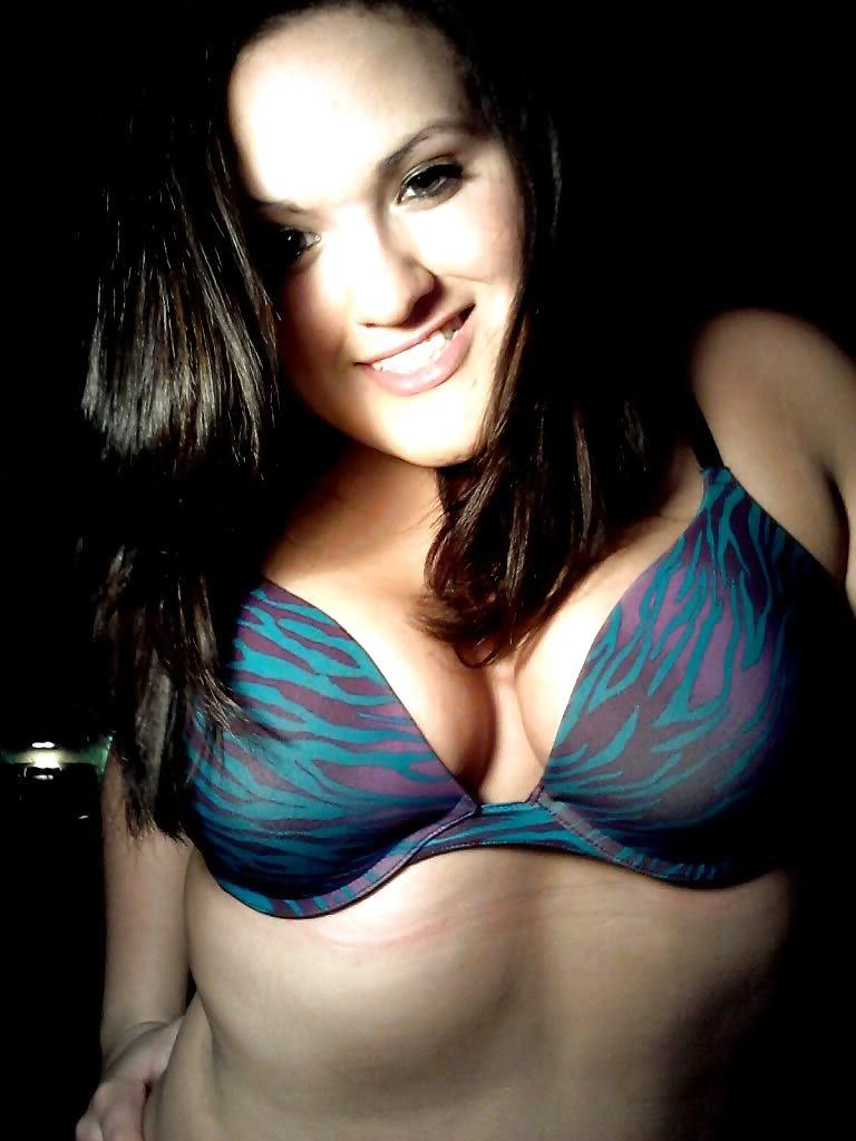 25P MILF Self Shots