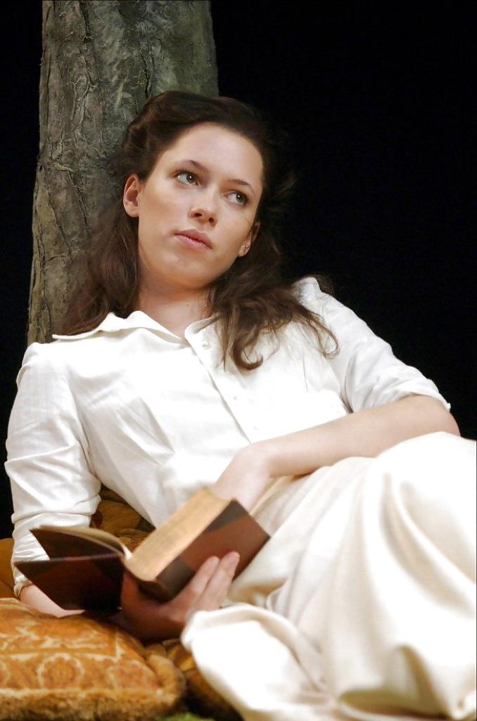 25P XES SEXY BEAUTY MILF REBECCA HALL