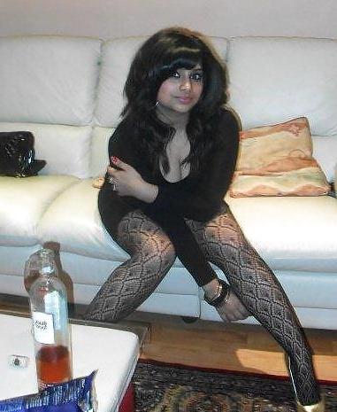 10P Indisches Desi heiß