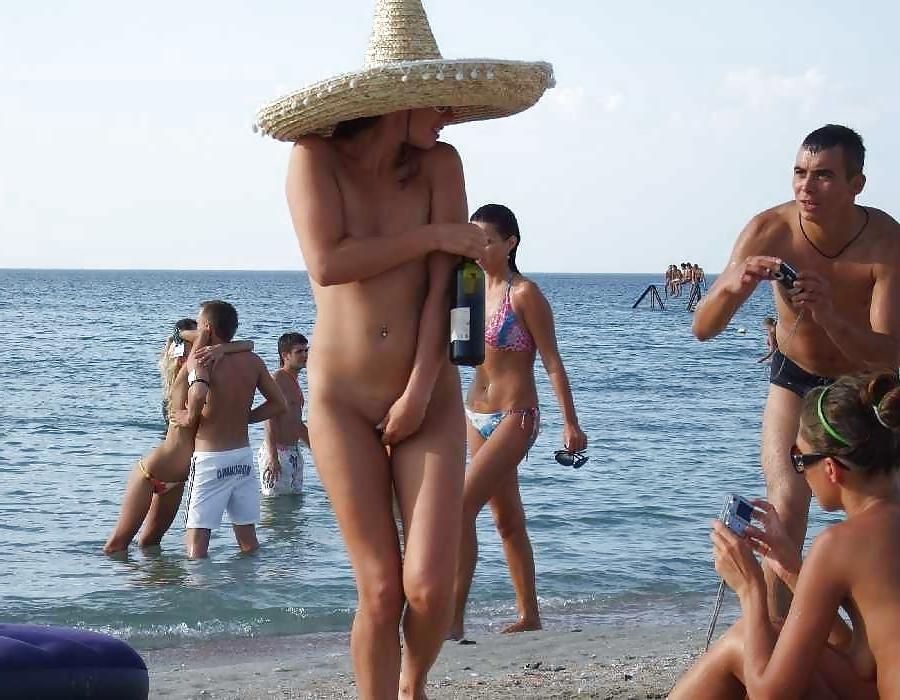 25P Beach Pics Set 32