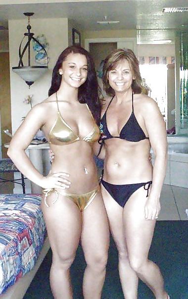 25P Cougars and their cubs