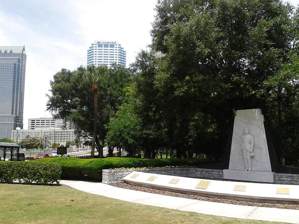8P THIS IS CLITLICKER2014 : MY HOME, AND CITY, TAMPA, FLORIDA