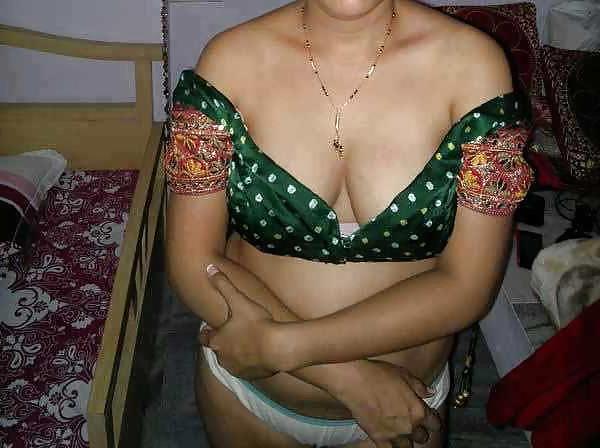 13P Sexy desi pictures