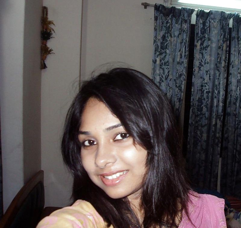 25P Girl Friends Desi-Bangali 1