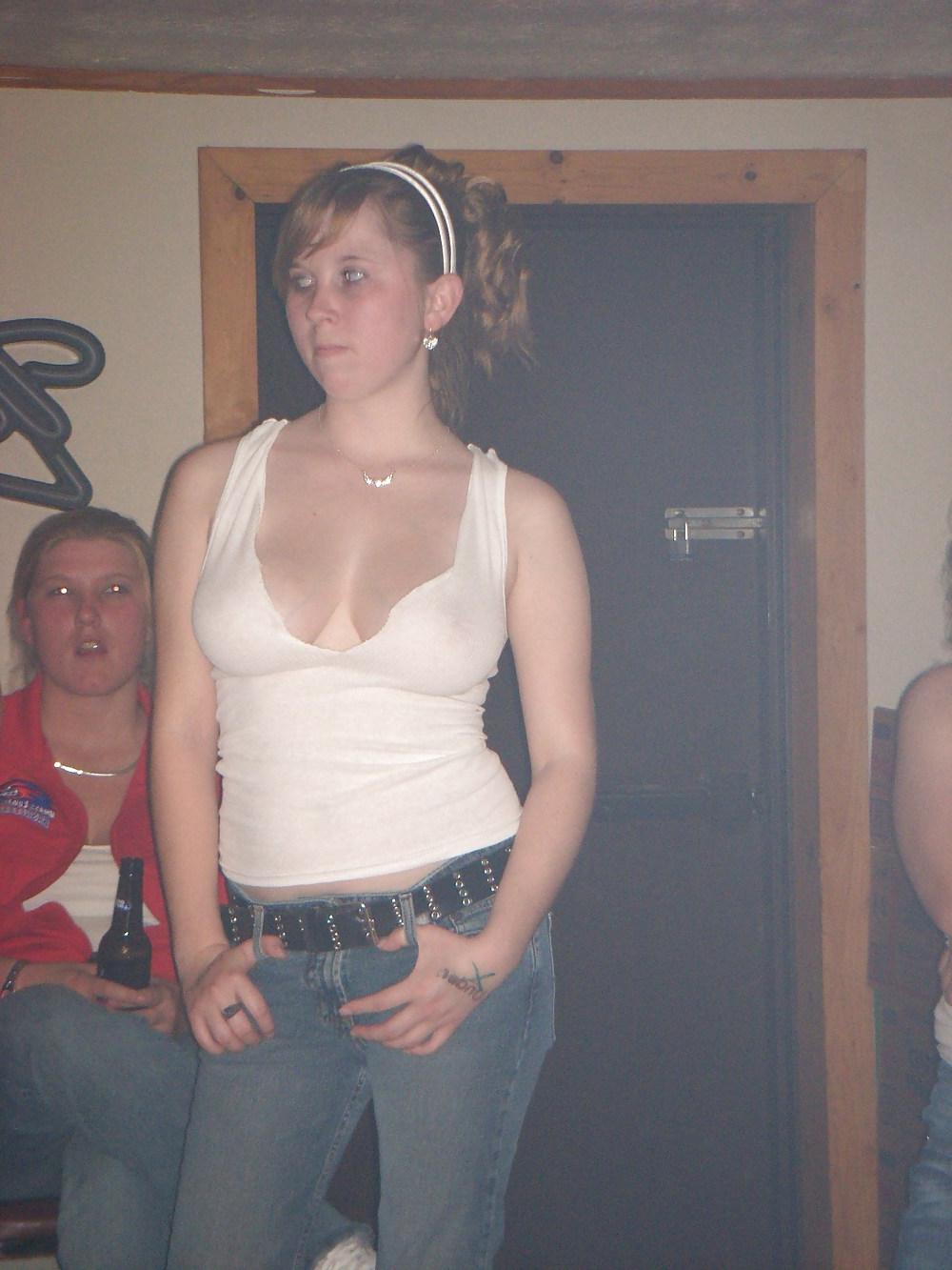 14P Redneck Wet T Contest