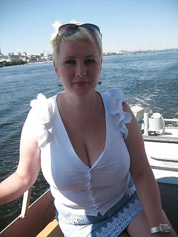 12P Busty Russian Woman 1134