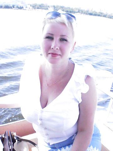 12P Busty Russian Woman 1134