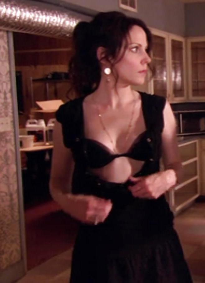 25P Nancy botwin and young sluts.
