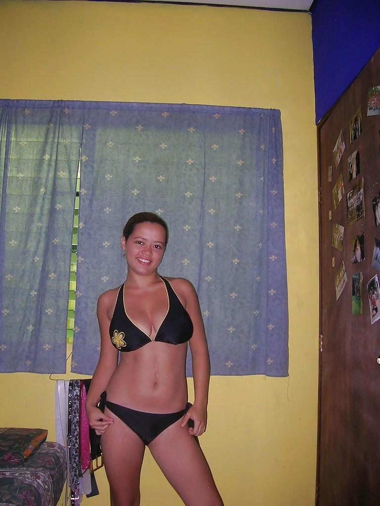 14P The Beauty of Amateur Huge Tits Teen