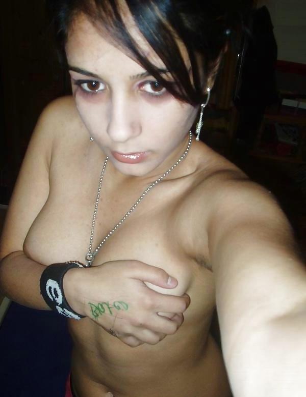20P Desi Indian Girls SelfShot Hot Pics - Part 4