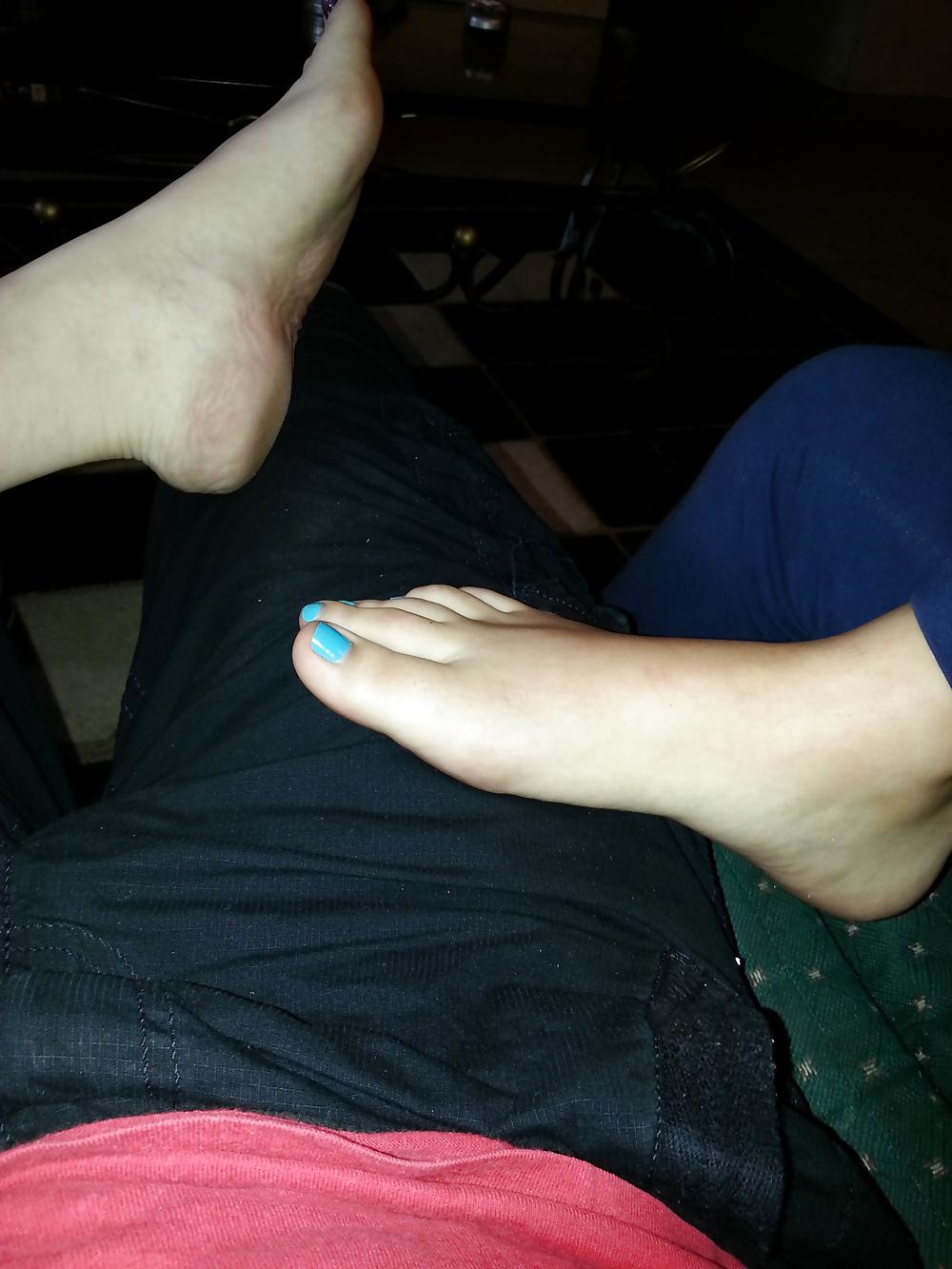 16P Double Footjob