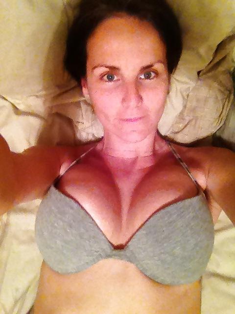 25P Stunning Blonde Wife Self Shots