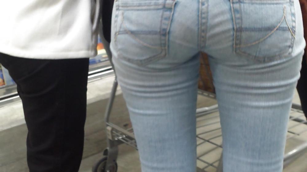15P Nice sexy teen ass & butt in tight blue jeans 