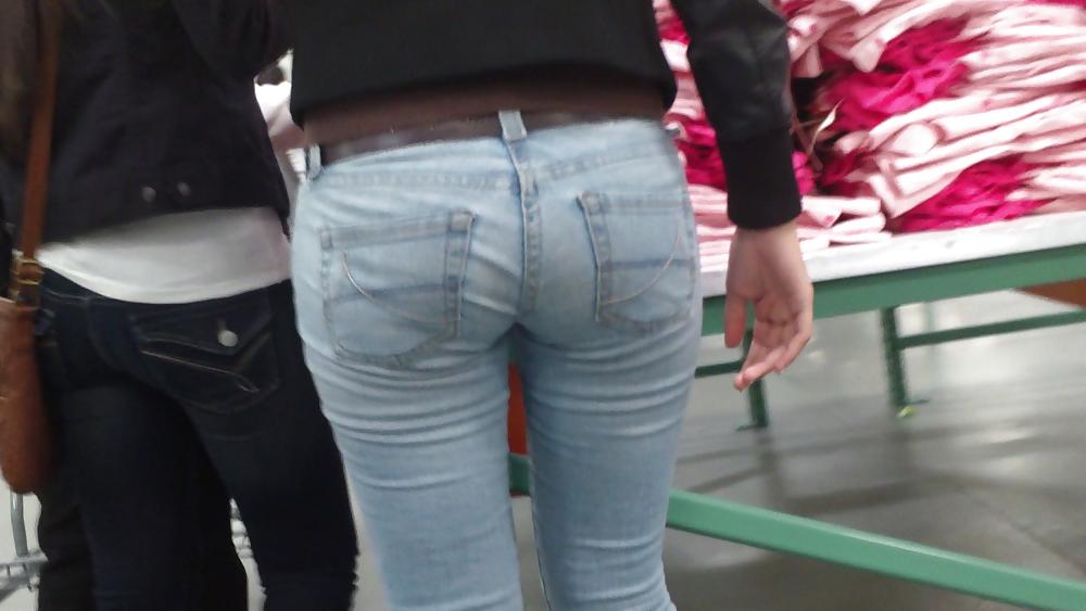 15P Nice sexy teen ass & butt in tight blue jeans 