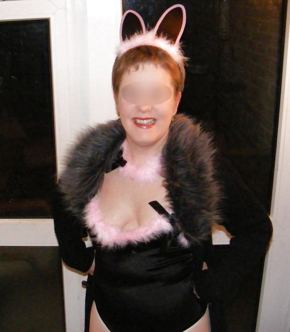 12P Happy Easter to all our fans!