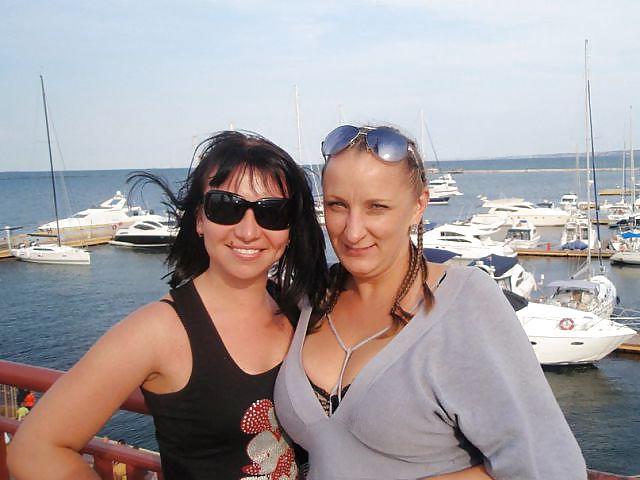 19P Busty Russian Woman 946