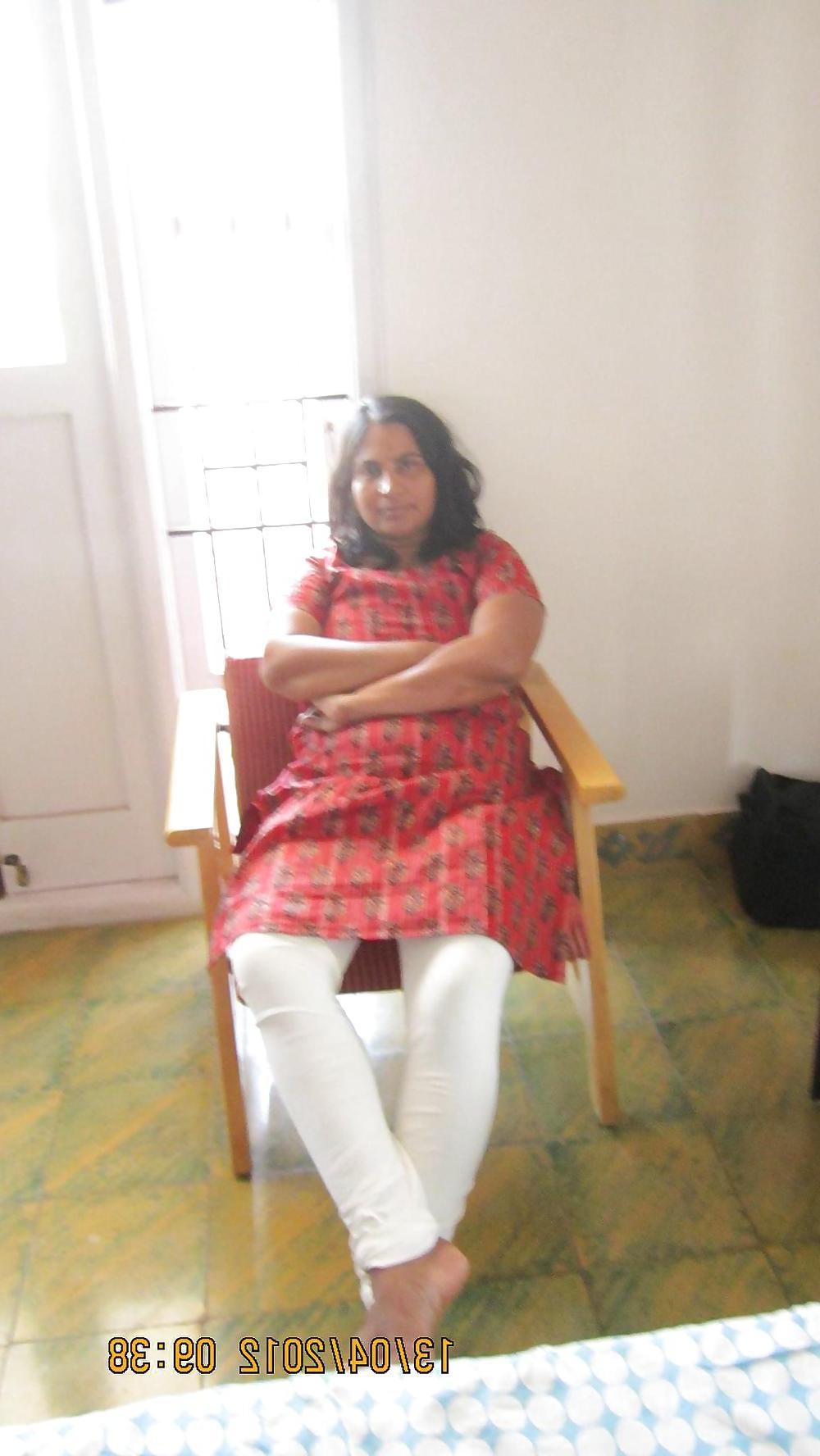 25P desi madhavi fucking 
