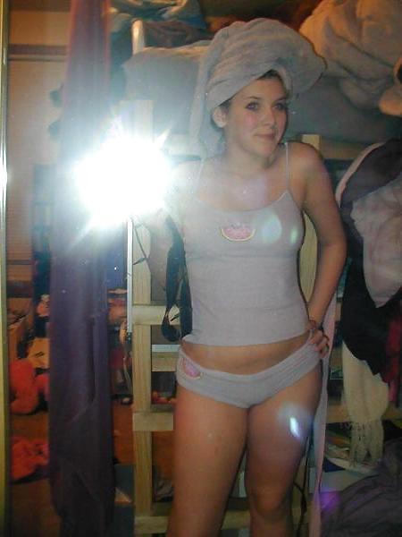 25P Self Shot BlonDe