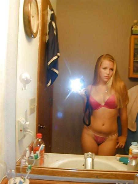 25P Self Shot BlonDe