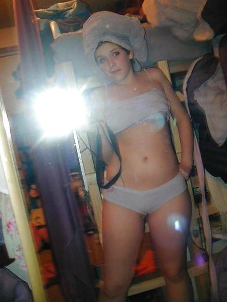 25P Self Shot BlonDe