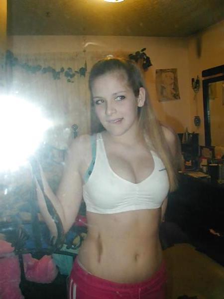 25P Self Shot BlonDe