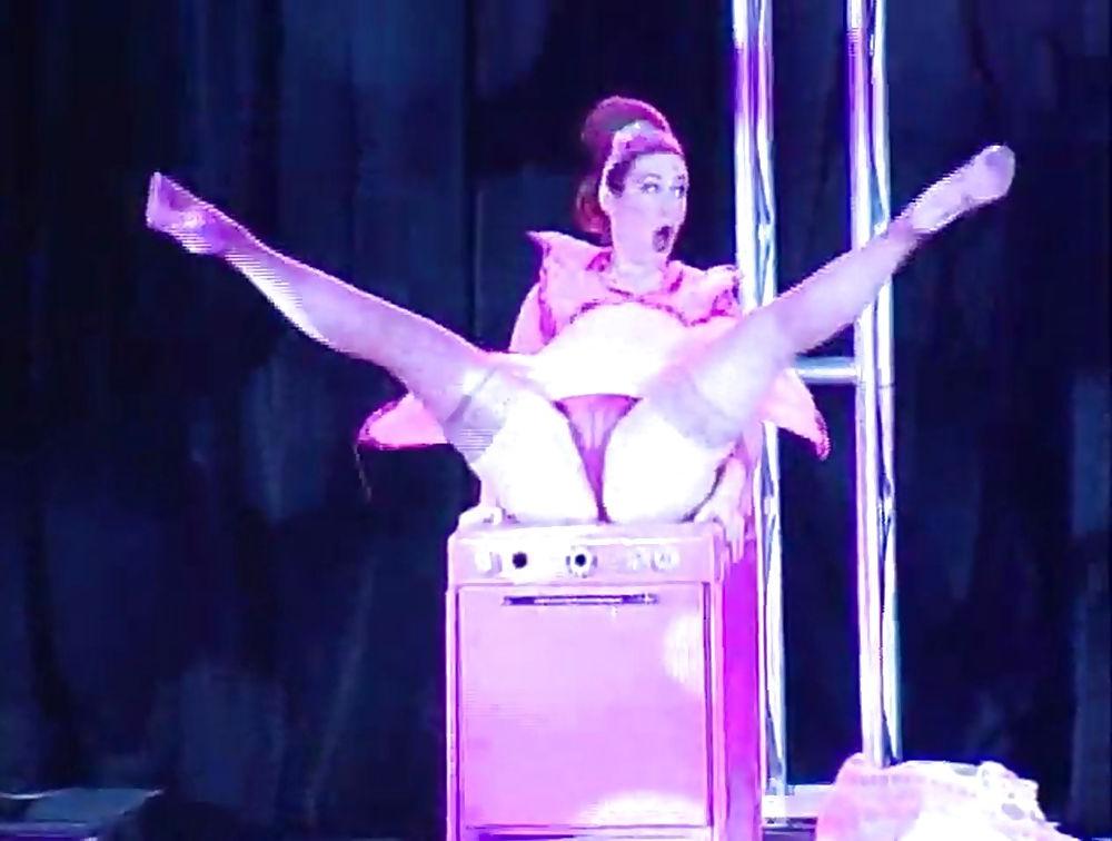 14P Neighbourhood Moms At The Amateur Night Striptease Contest!