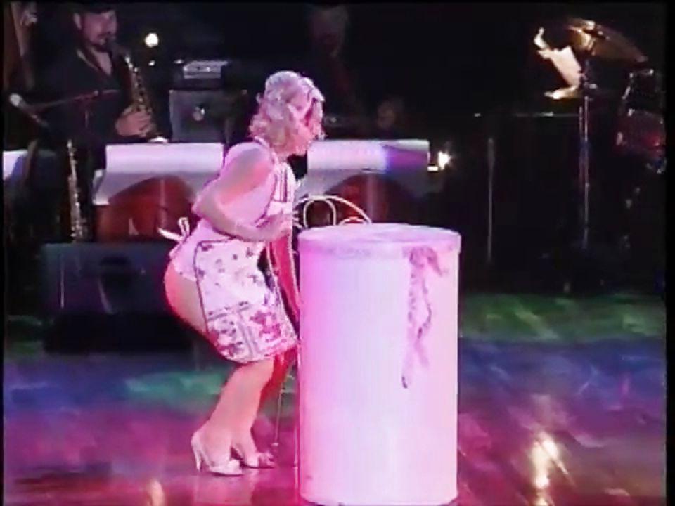 14P Neighbourhood Moms At The Amateur Night Striptease Contest!