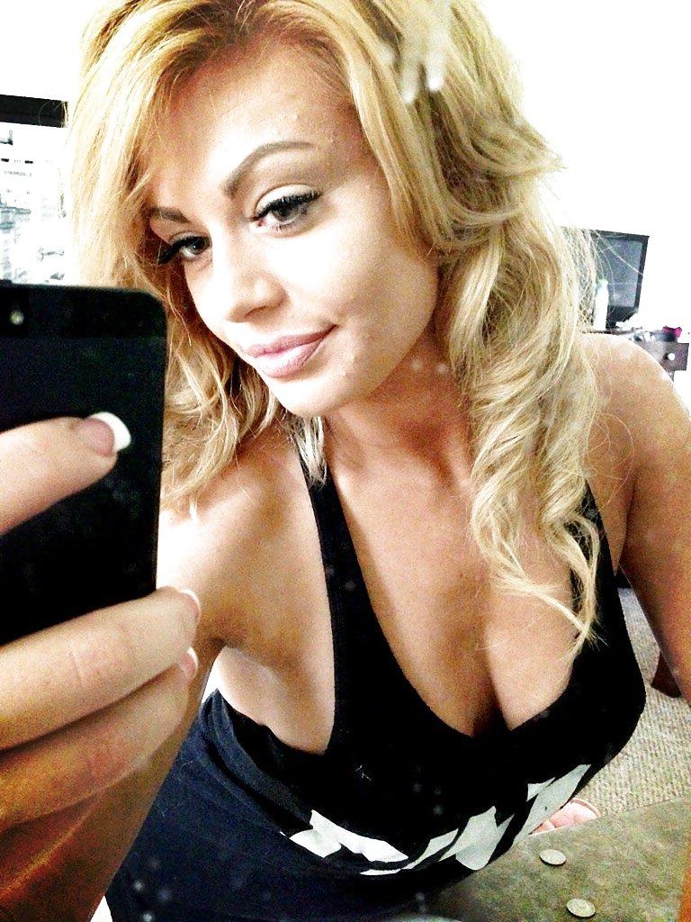 25P Self Shot