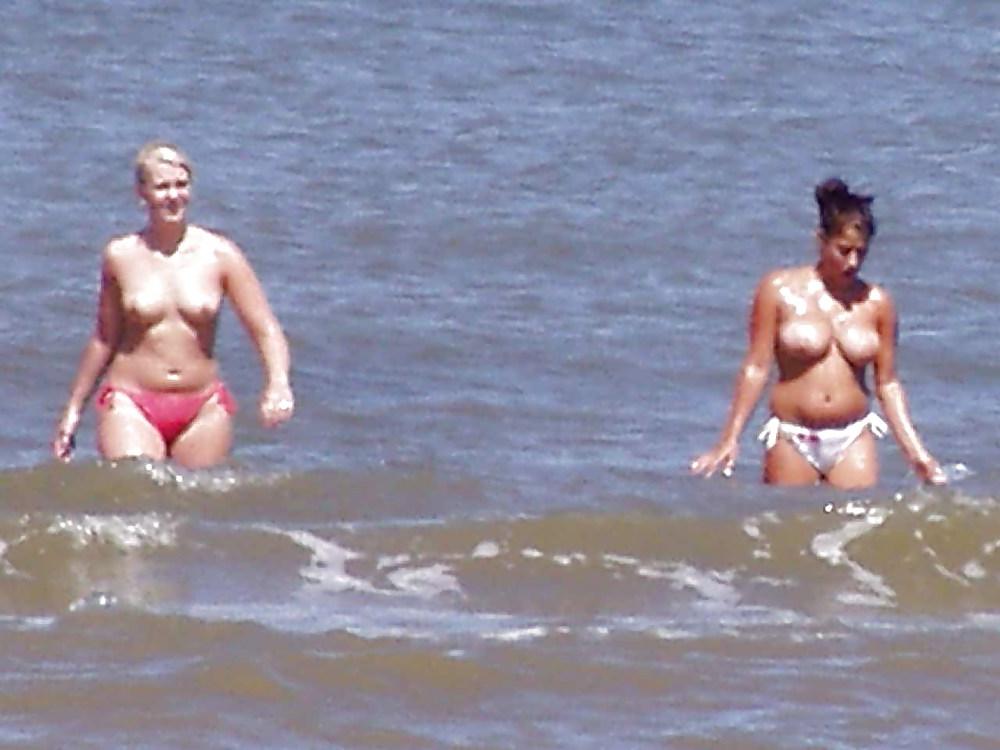 25P The beach 184
