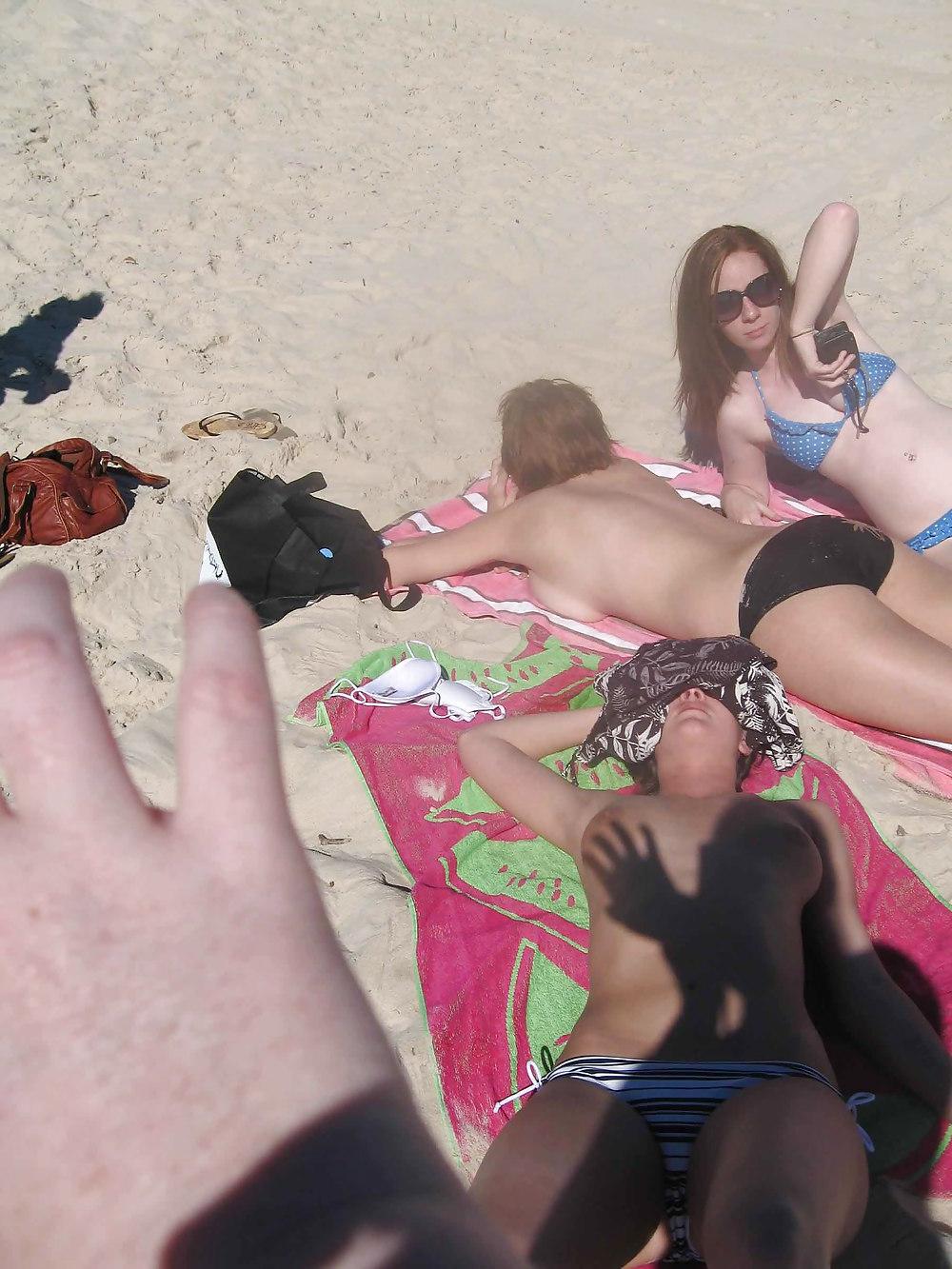 25P The beach 184