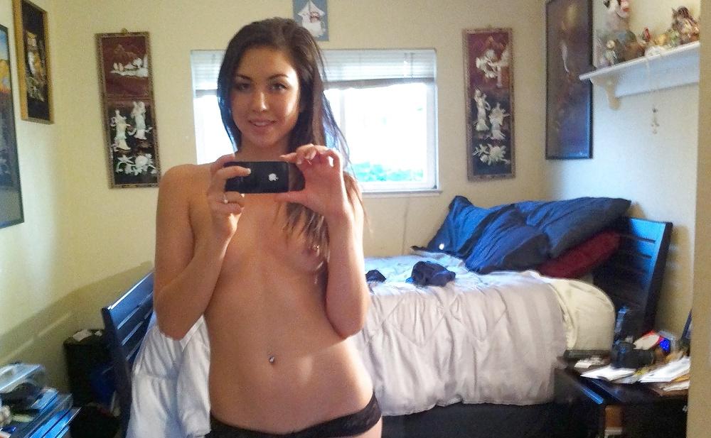 25P Naughty & Naked Teen Self Shots 5