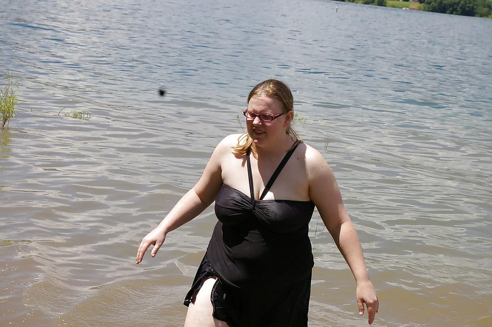 25P Old And New Pics Of Renee
