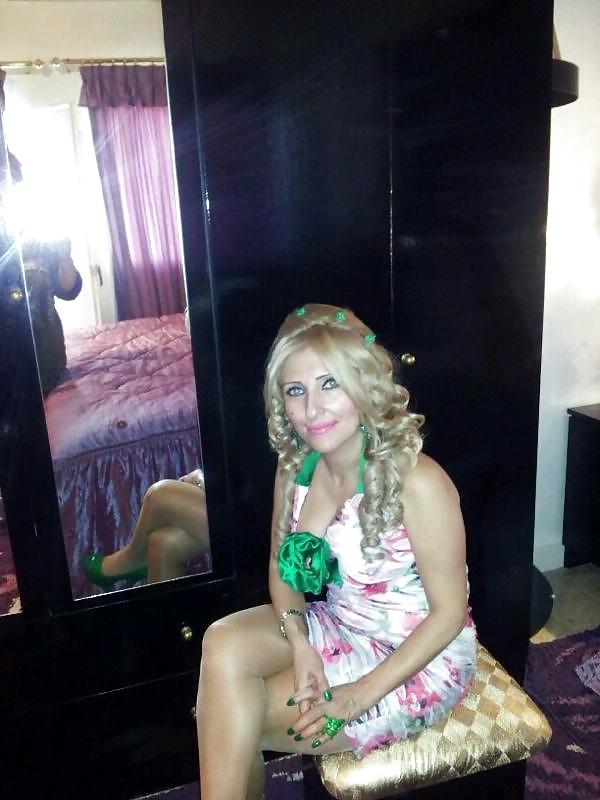 15P Arab Woman 489