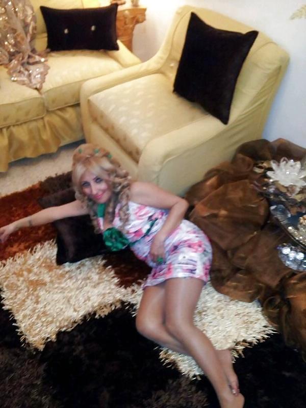 15P Arab Woman 489