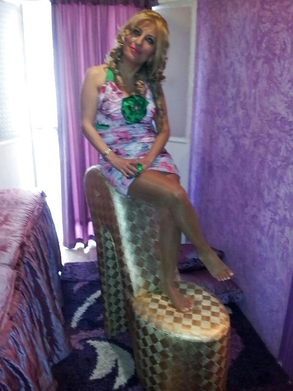 15P Arab Woman 489