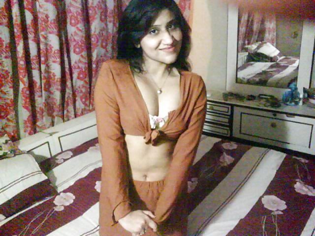 16P Desi Girl 1..4