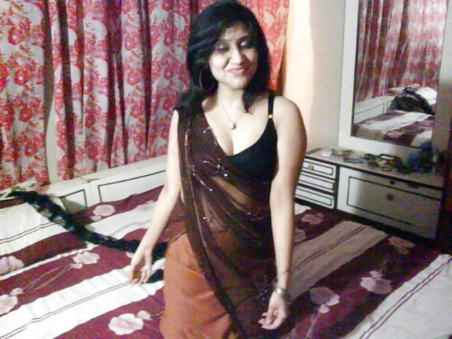 16P Desi Girl 1..4