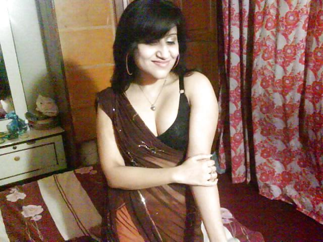 16P Desi Girl 1..4