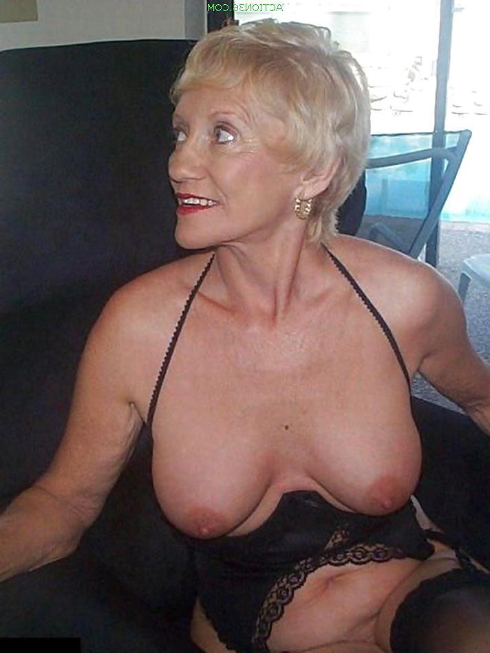 25P Matures Porn 03