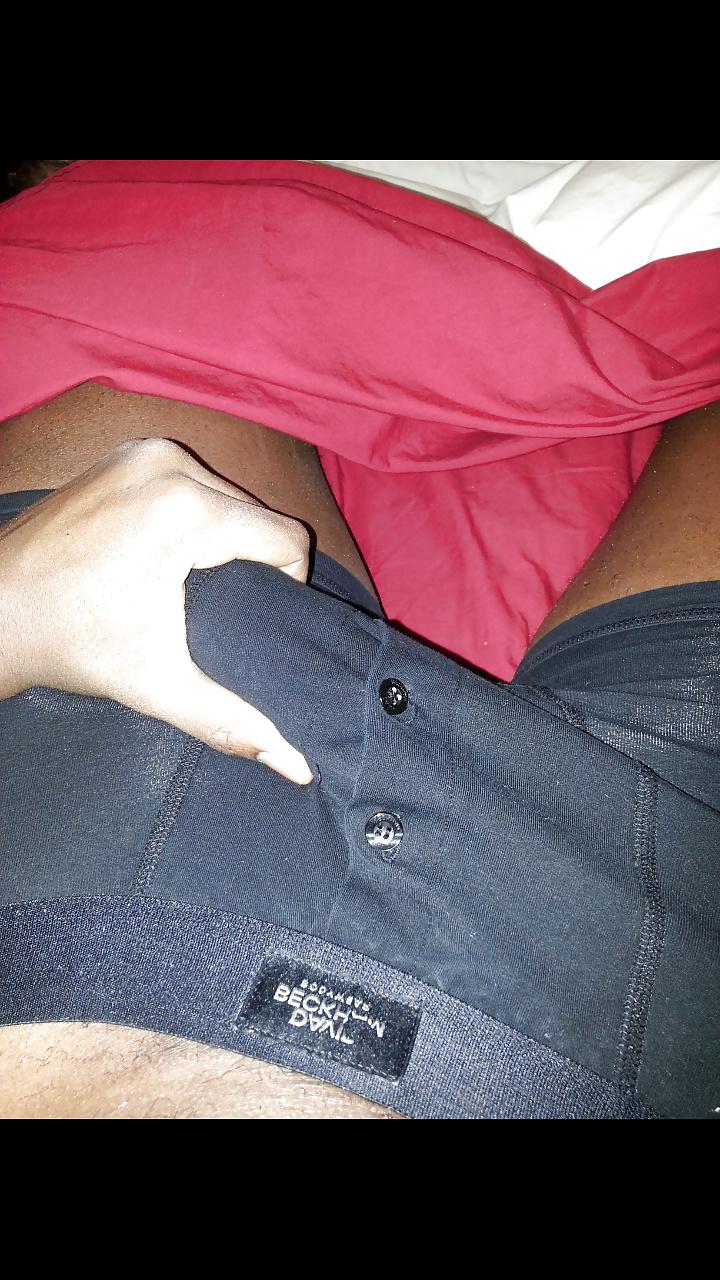 7P Be my good lil slut and get on your knees..
