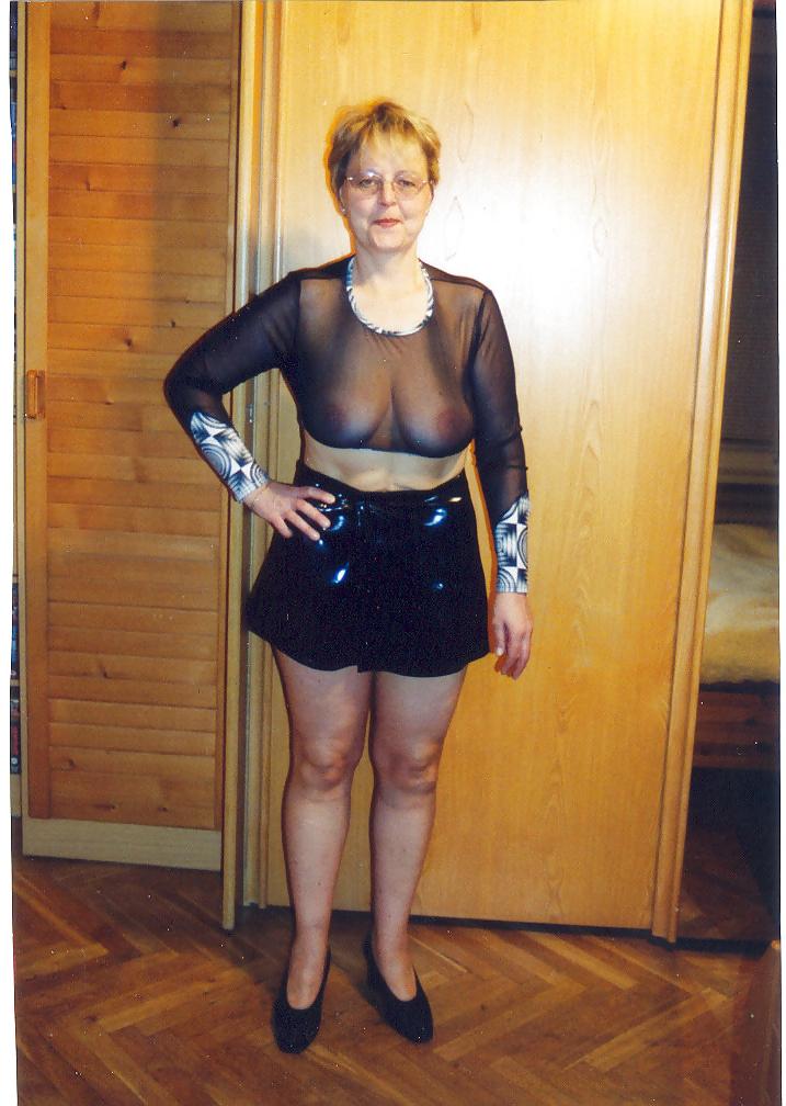 25P More Young And Old Pics Of Nina