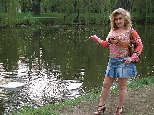 12P Busty Russian Woman 1994