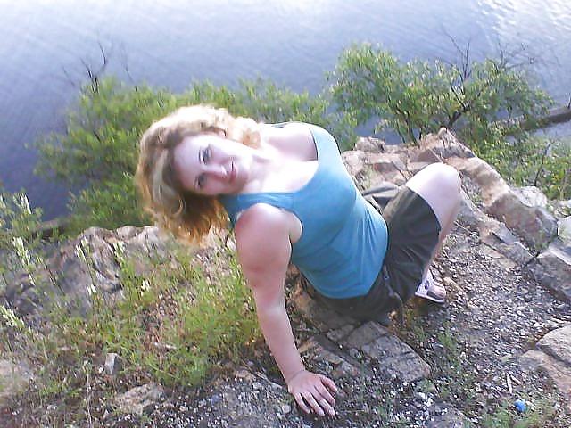 12P Busty Russian Woman 1994