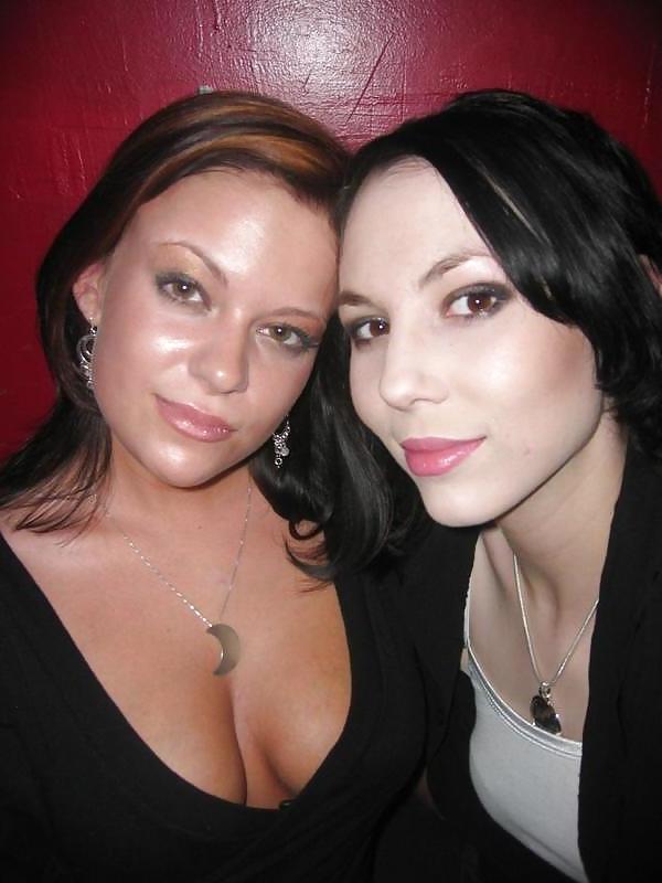 25P Voyeur Pics Upskirts Downblouse 
