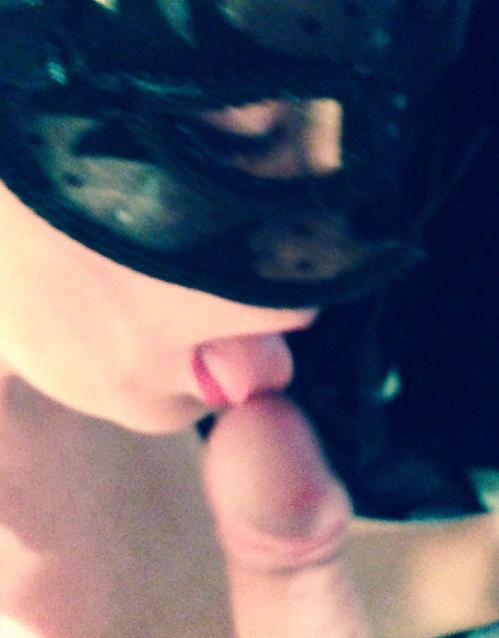 11P Blondie Masked for Halloween