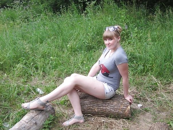 13P Busty Russian Woman 1989