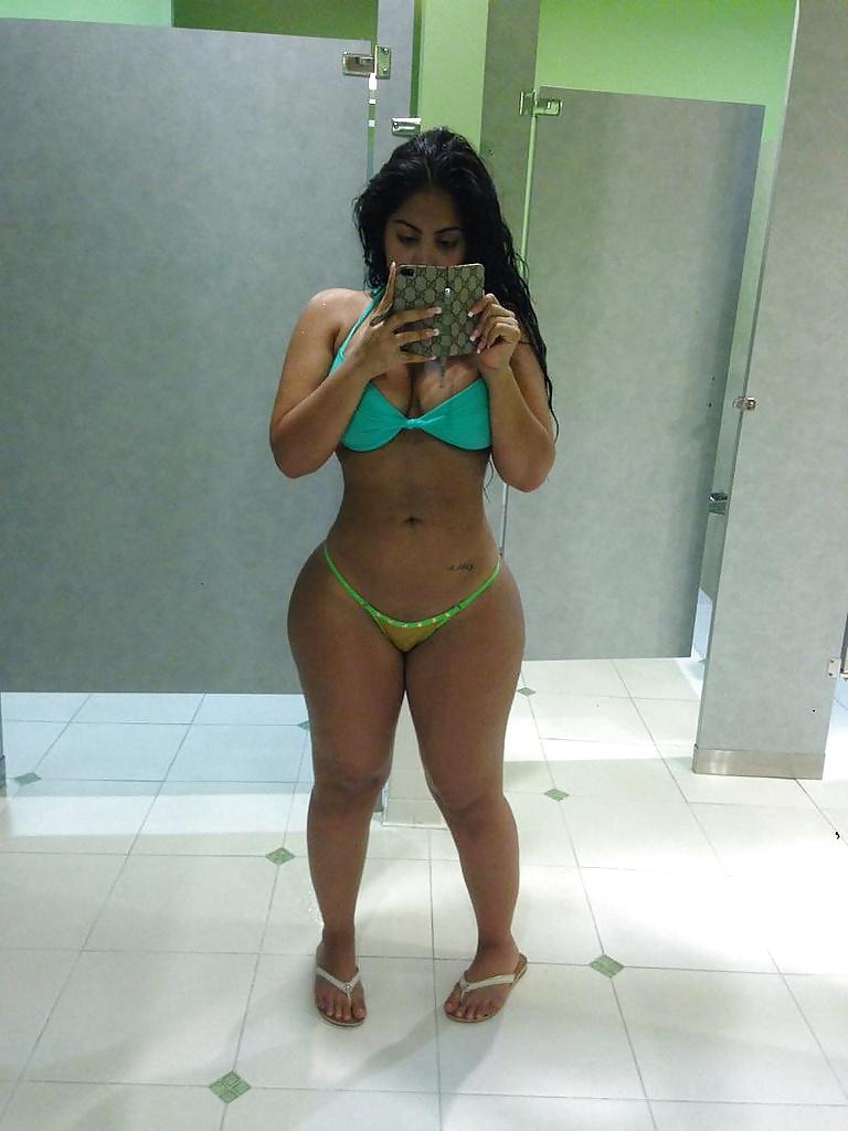 15P Bubble Butt Latin Beauty 